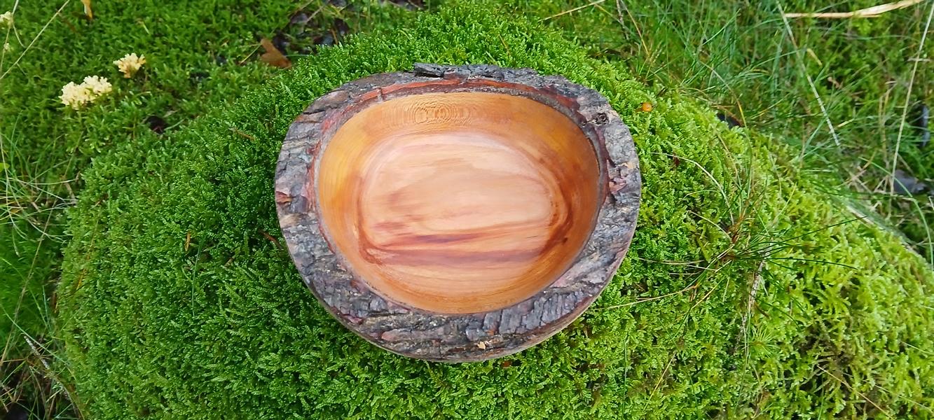 Rindenholz Apfelholzschüssel, Pflaumenholzschüssel/Holzschale Obstschale /Holzschale, Nussschale, aufbewahren,Holzschüssel,Handarbeit,Erzgebirge,Handgedrechselt,Naturrandschale