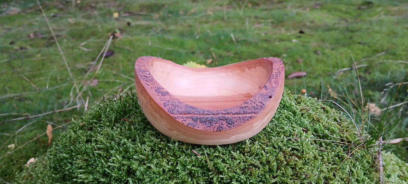 Rindenholz Apfelholzschüssel, Pflaumenholzschüssel/Holzschale Obstschale /Holzschale, Nussschale, aufbewahren,Holzschüssel,Handarbeit,Erzgebirge,Handgedrechselt,Naturrandschale